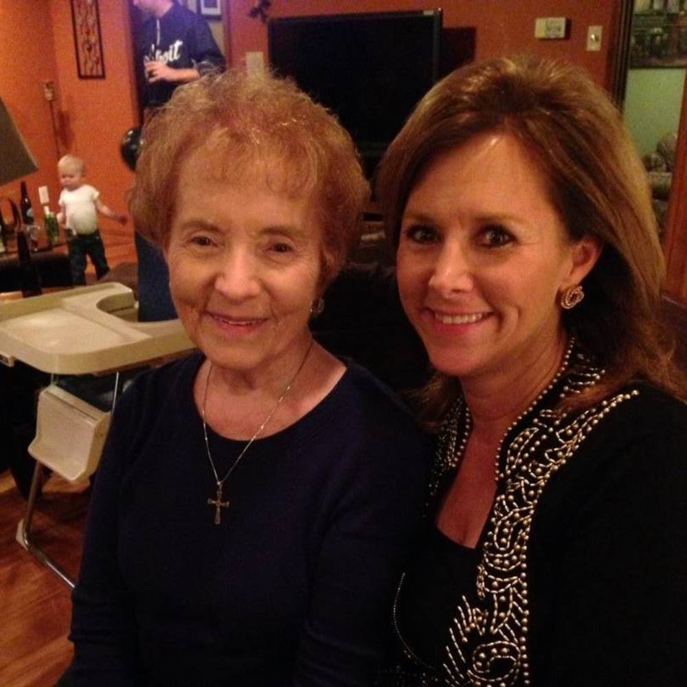 Meet your Posher, Laurie